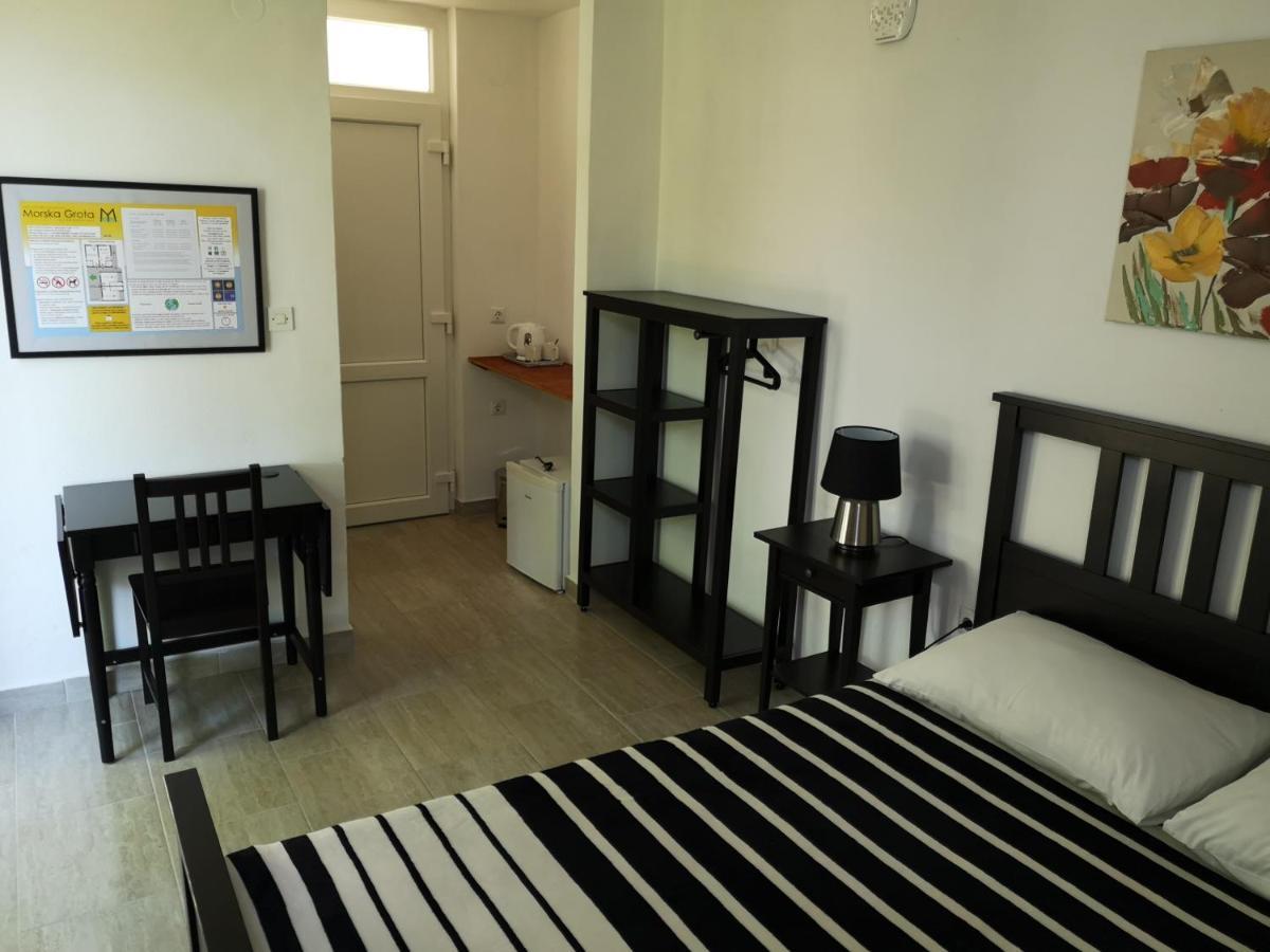 Guest House Morska Grota Povile Bagian luar foto